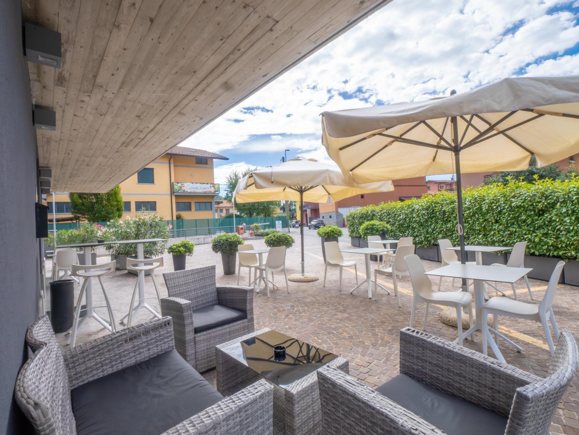 San Valentino Hotel Villa di Serio Экстерьер фото
